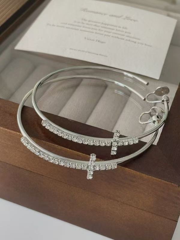 cold-moon-rhinestone-cross-hoop-earrings-7
