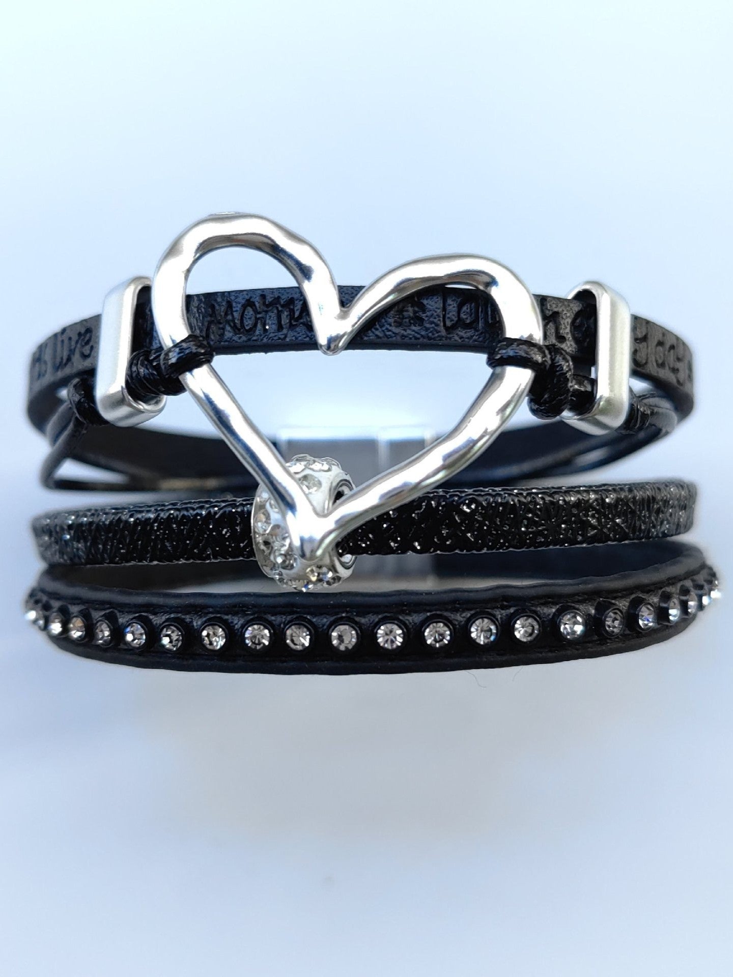 'Heartlock' Vintage Hollow Heart Leather Bracelet AlielNosirrah