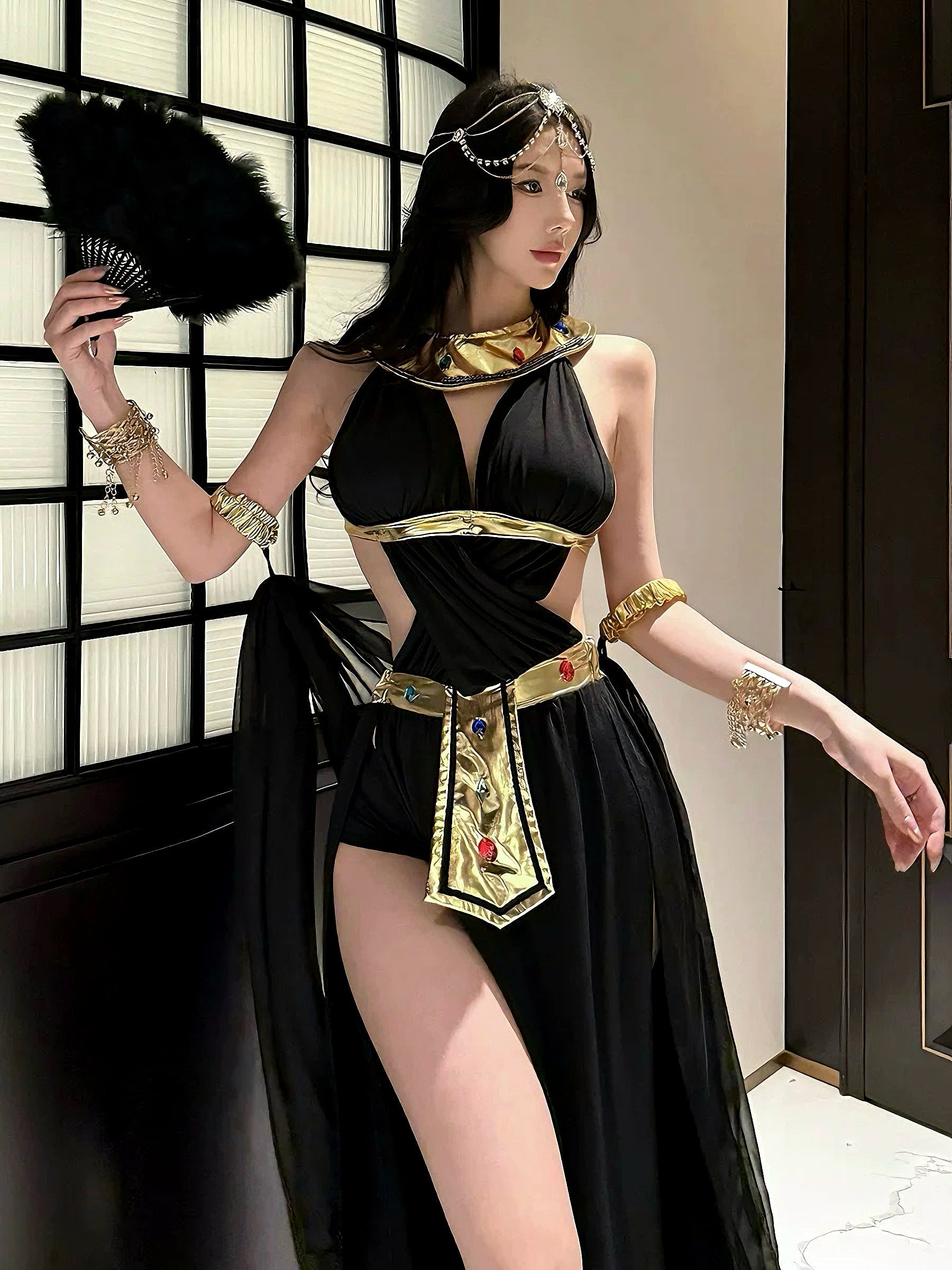 'White Rabbit' Wonderland Halloween Striped Bunny Ear Costume Set AlielNosirrah