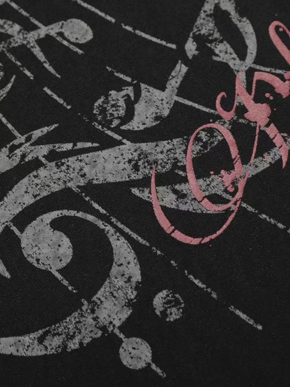 'Melody Era' Music Note Print Scoop Neck T-Shirt AlielNosirrah