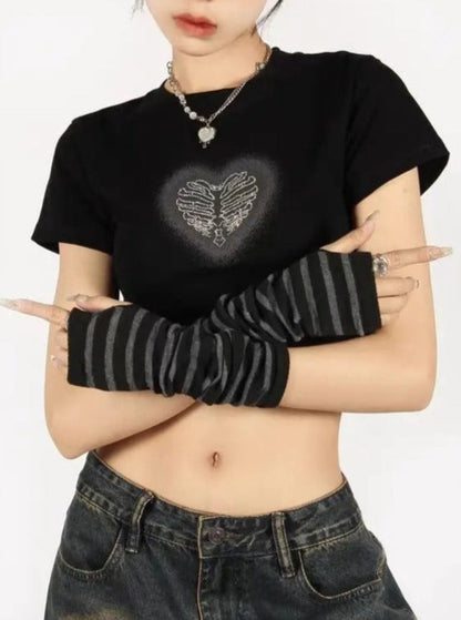 'Cave Girl' Grunge Printed Crop Gloves Shirts AlielNosirrah