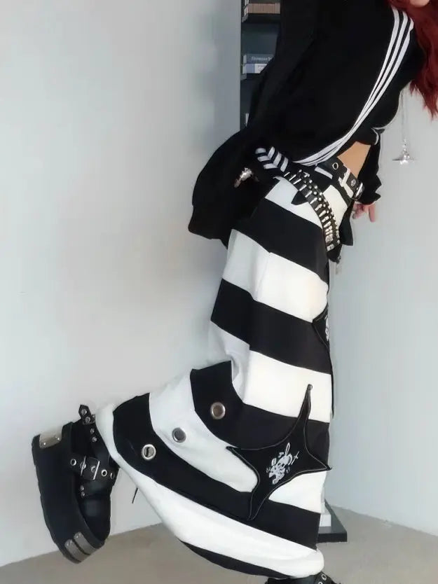'Hotot' Harajuku Punk Black White Midi Skirt AlielNosirrah