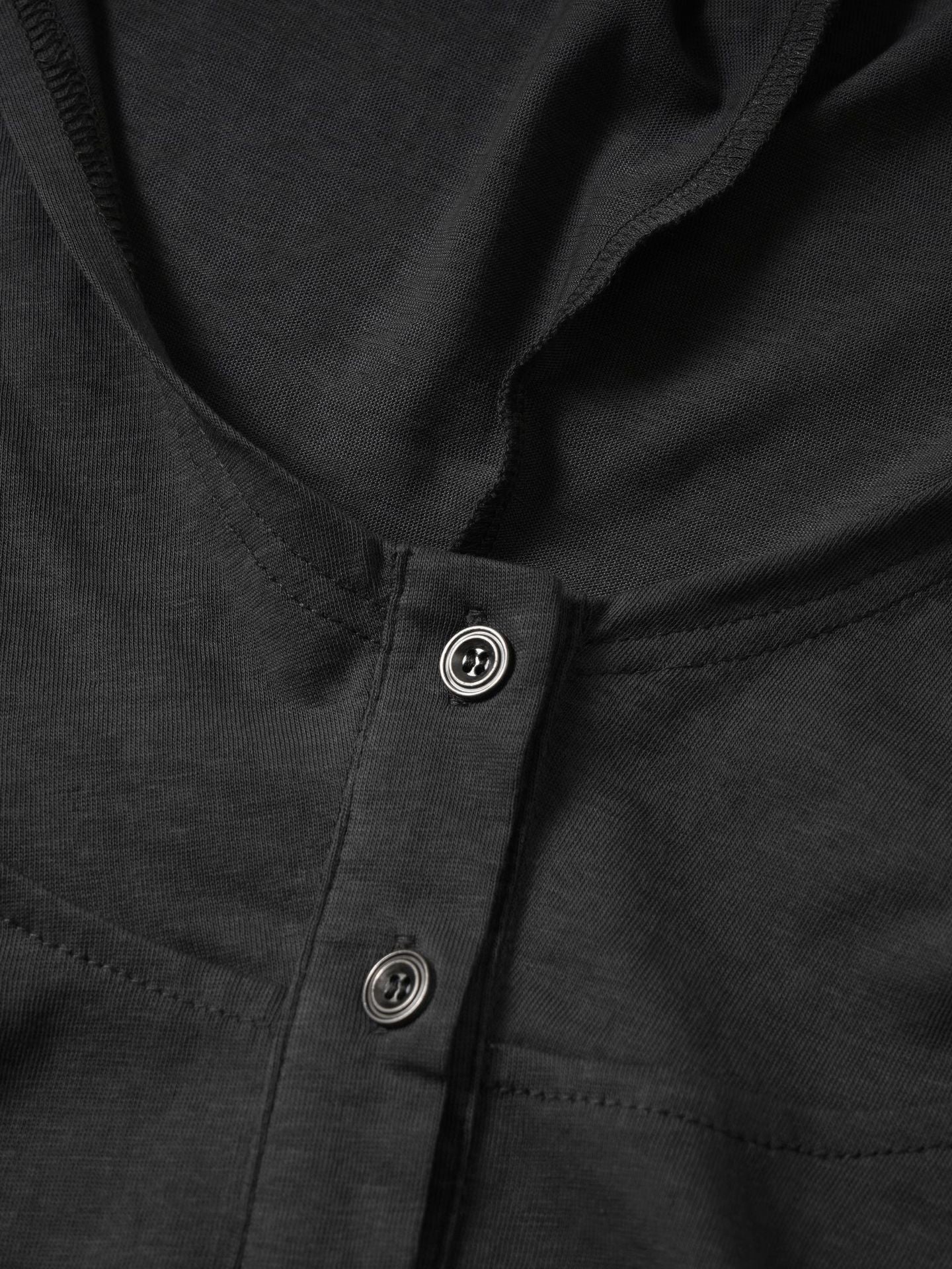 ’Sweet Venom' Retro Hot Girl V-Neck Loose & Flattering Long Sleeve Lightweight Blouse AlielNosirrah