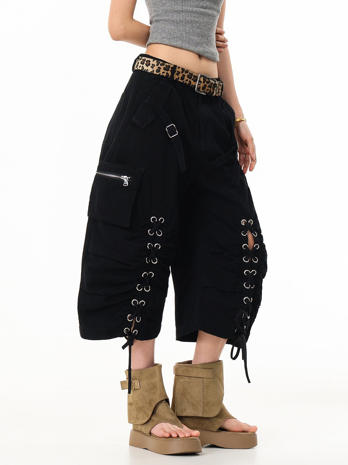 'Hype Tie' High Street Strap Design Wide Leg Cargo Capri Pants