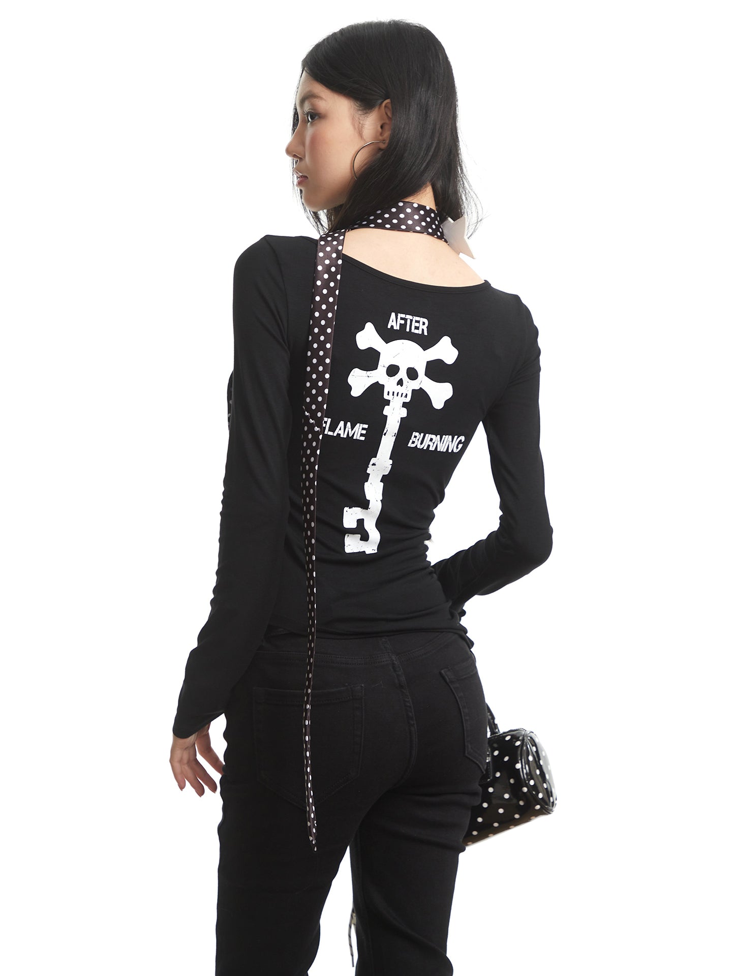 ’Y2K Babe' Vintage Retro Street Style Y2K Skull Design Slim Long Sleeve Tee (Copy) AlielNosirrah