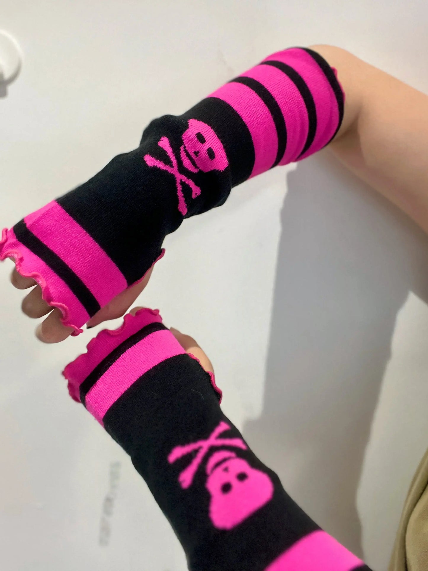 'Raspberry' Harajuku Striped Pink Skull Gloves AlielNosirrah