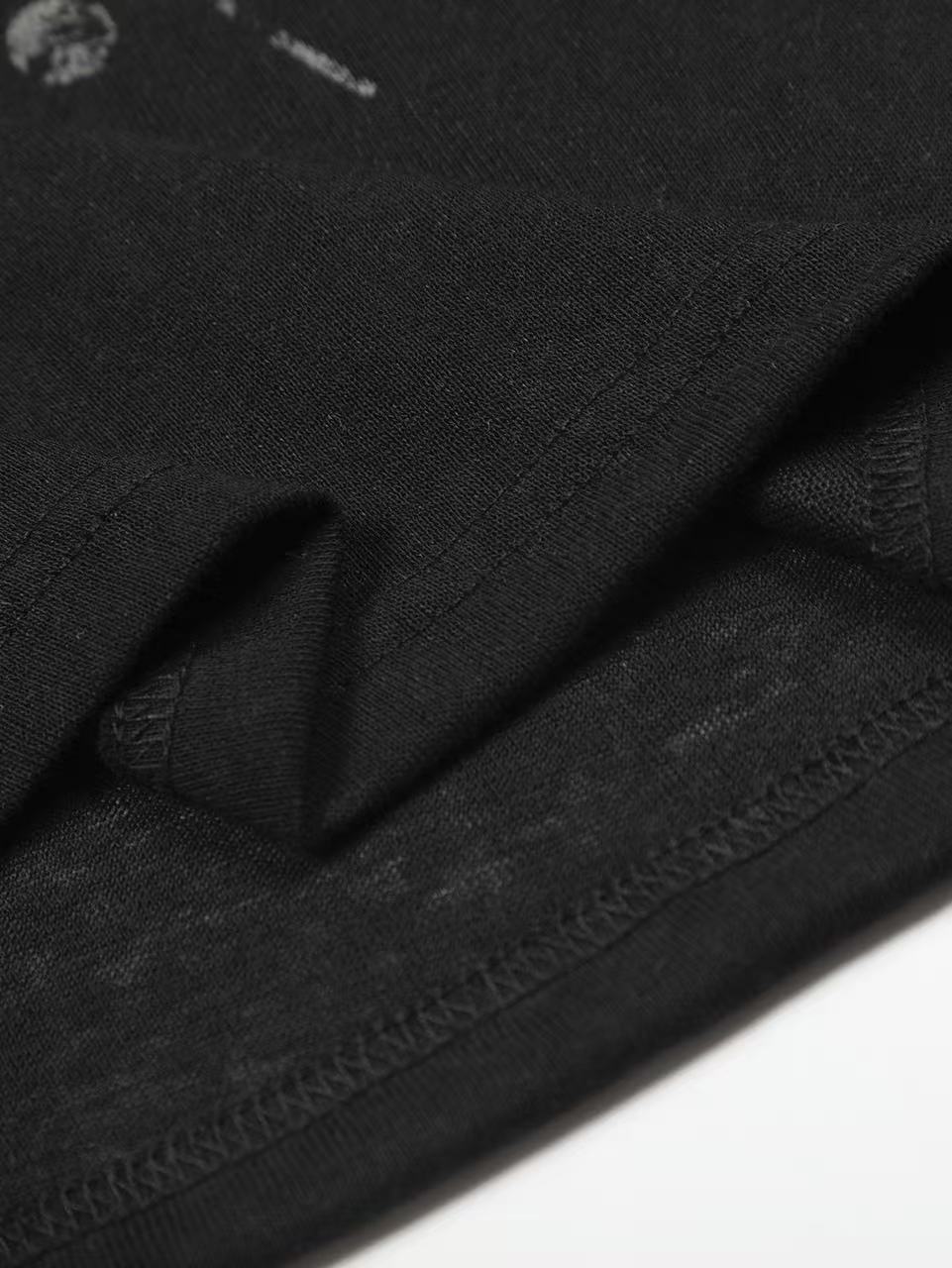 'Melody Era' Music Note Print Scoop Neck T-Shirt AlielNosirrah