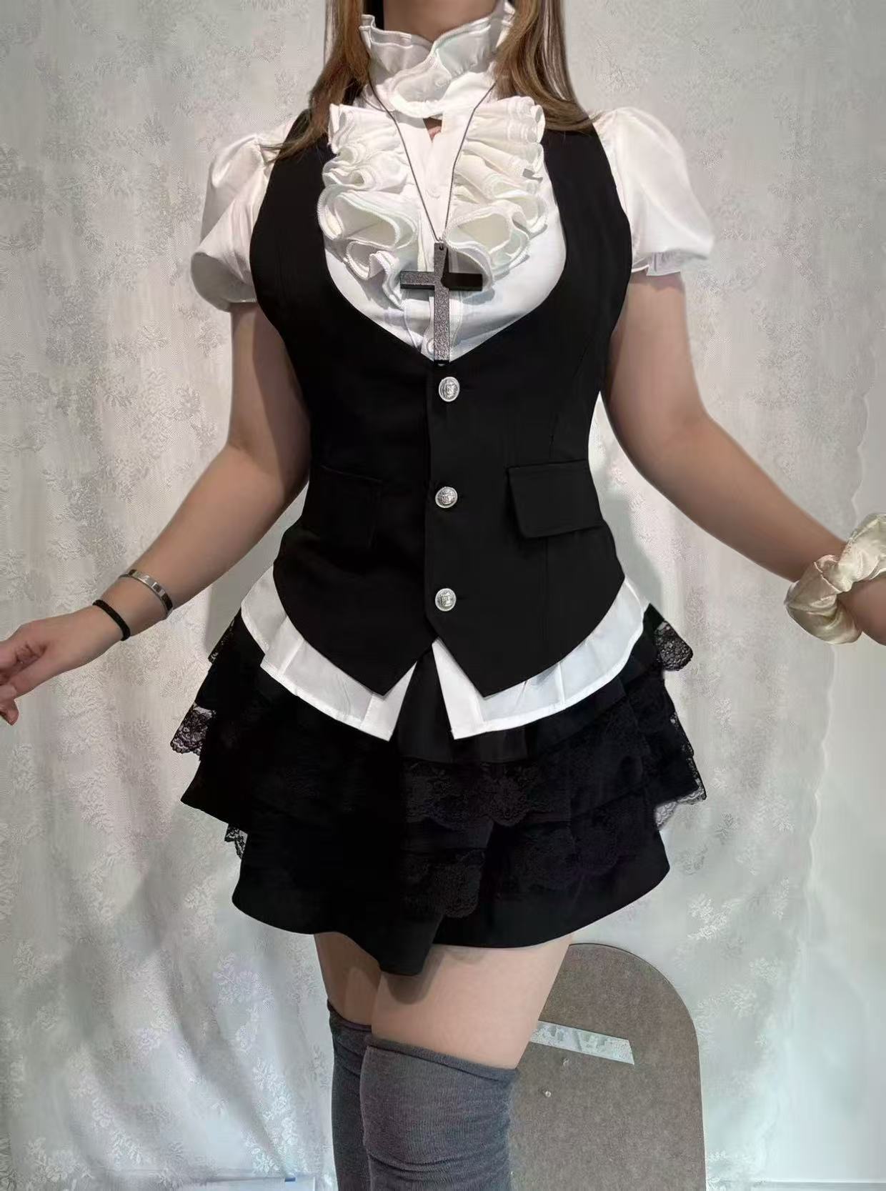 ’Scholar Chic'Vintage-Style Shirt, Vest & Mini Skirt Three-Piece Set AlielNosirrah