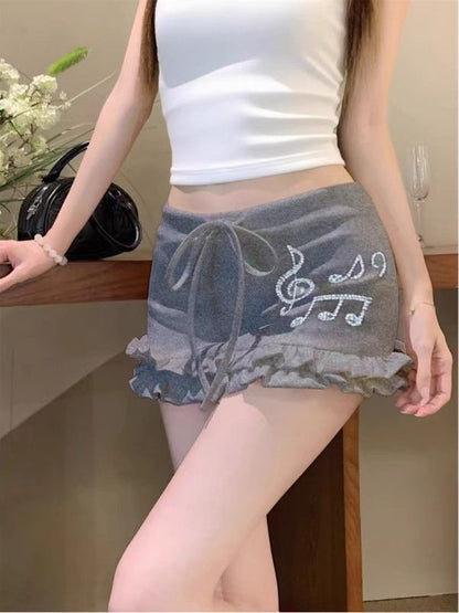 'Dreamy Tune' Rhinestone Music Note Ruffle Skirt AlielNosirrah