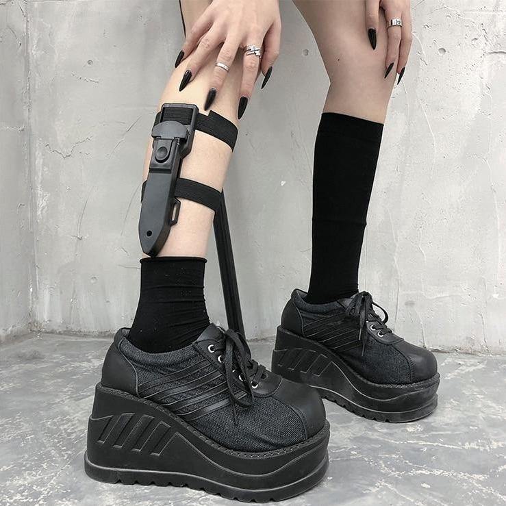 'Bad doll' Tech-wear Adjustable Leg Garter - AlielNosirrah