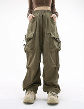 Load image into Gallery viewer, &#39;Chillin&#39; Streetfashion Oversized Cargo Pants AlielNosirrah
