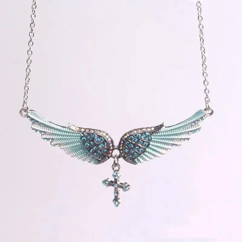 'Daydream' Wings Shape Rhinestone Necklace