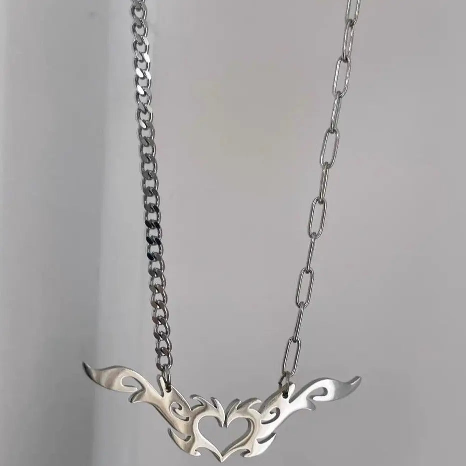 'Goth bb' Heart & Wings Shape Necklace AlielNosirrah