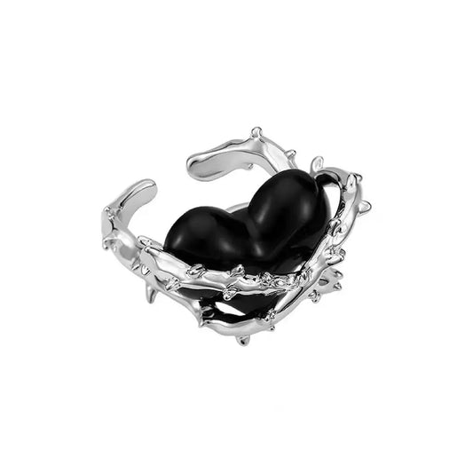 'Jungle' Heart Shape Goth Ring - AlielNosirrah