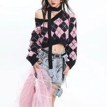 Load image into Gallery viewer, &#39;Macaroon&#39; Lozenge Black &amp; Pink Color Contrast Sweater AlielNosirrah

