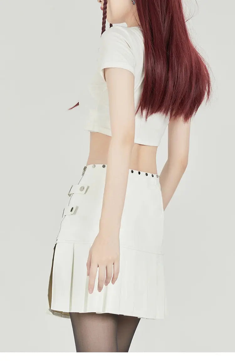 'Passion' White Pu Leather Pleated Skirt AlielNosirrah