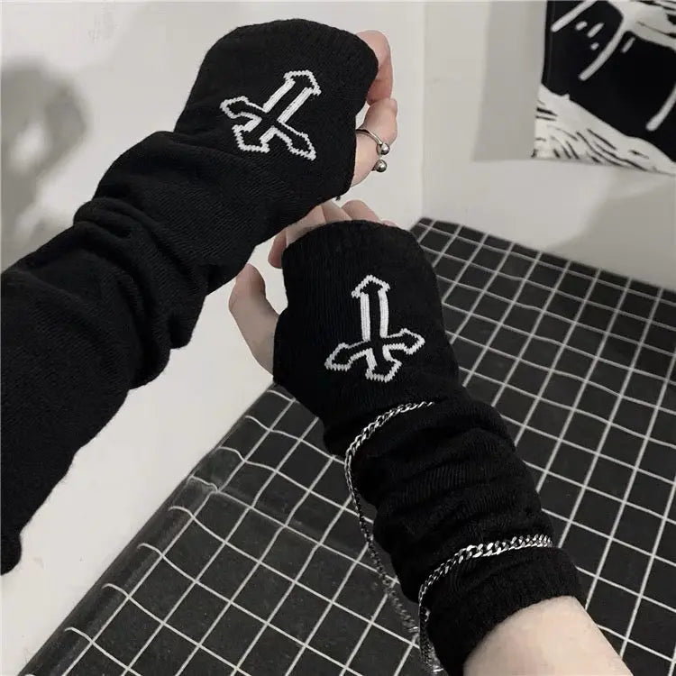 Prayer' Cross Knitting Fingerless Gloves AlielNosirrah