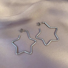 Load image into Gallery viewer, &#39;Silver Lining&#39; Grunge Star Shape Earring AlielNosirrah
