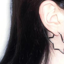 Load image into Gallery viewer, &#39;Silver Lining&#39; Grunge Star Shape Earring AlielNosirrah
