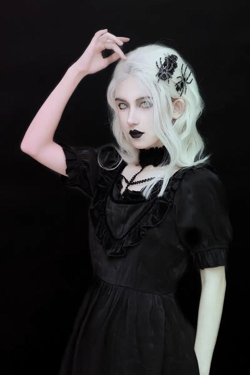 AlielNosirrah- 'Trapped' Dark Goth Spider Shape Hair Pins