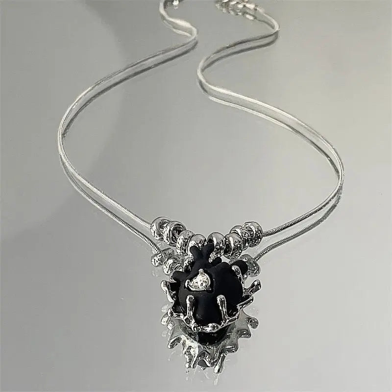 'Unscrupulous' Matte Heart Snake Chain Necklace AlielNosirrah
